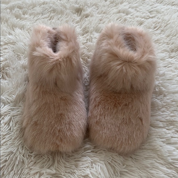 New ugg amary faux fur slipper bootie - Picture 2 of 7